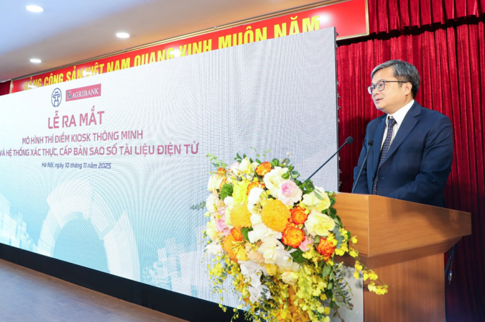 Ông Trương Việt Dũng, Phó Chủ tịch UBND TP Hà Nội phát biểu tại buổi lễ. Ảnh: Agribank