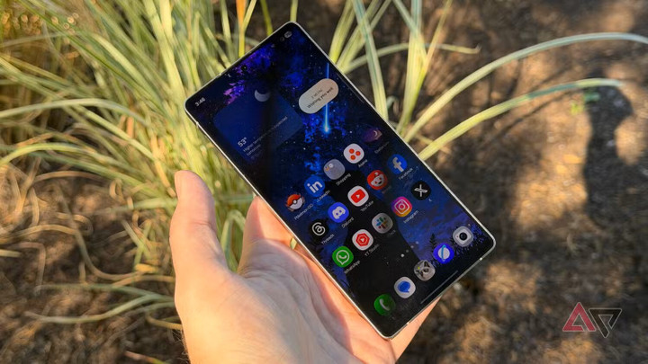 Nvidia nâng cấp mô hình AI Trung Quốc lên 10 lần với máy chủ mới 3 11 07032441 1764840432823 1764840433015751211085