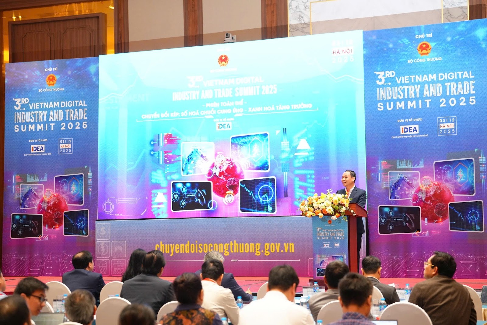 2025 12 03 06 17 355 7922d