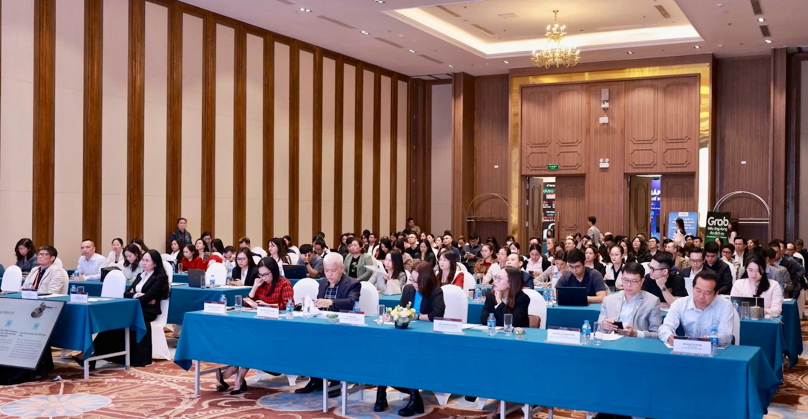 2025 12 04 02 34 324 420ad