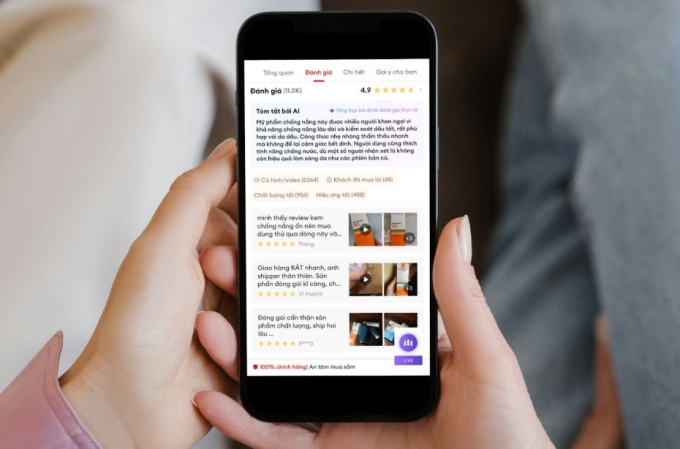 Người mua trải nghiệm tính năng AI đánh giá. Ảnh: Lazada