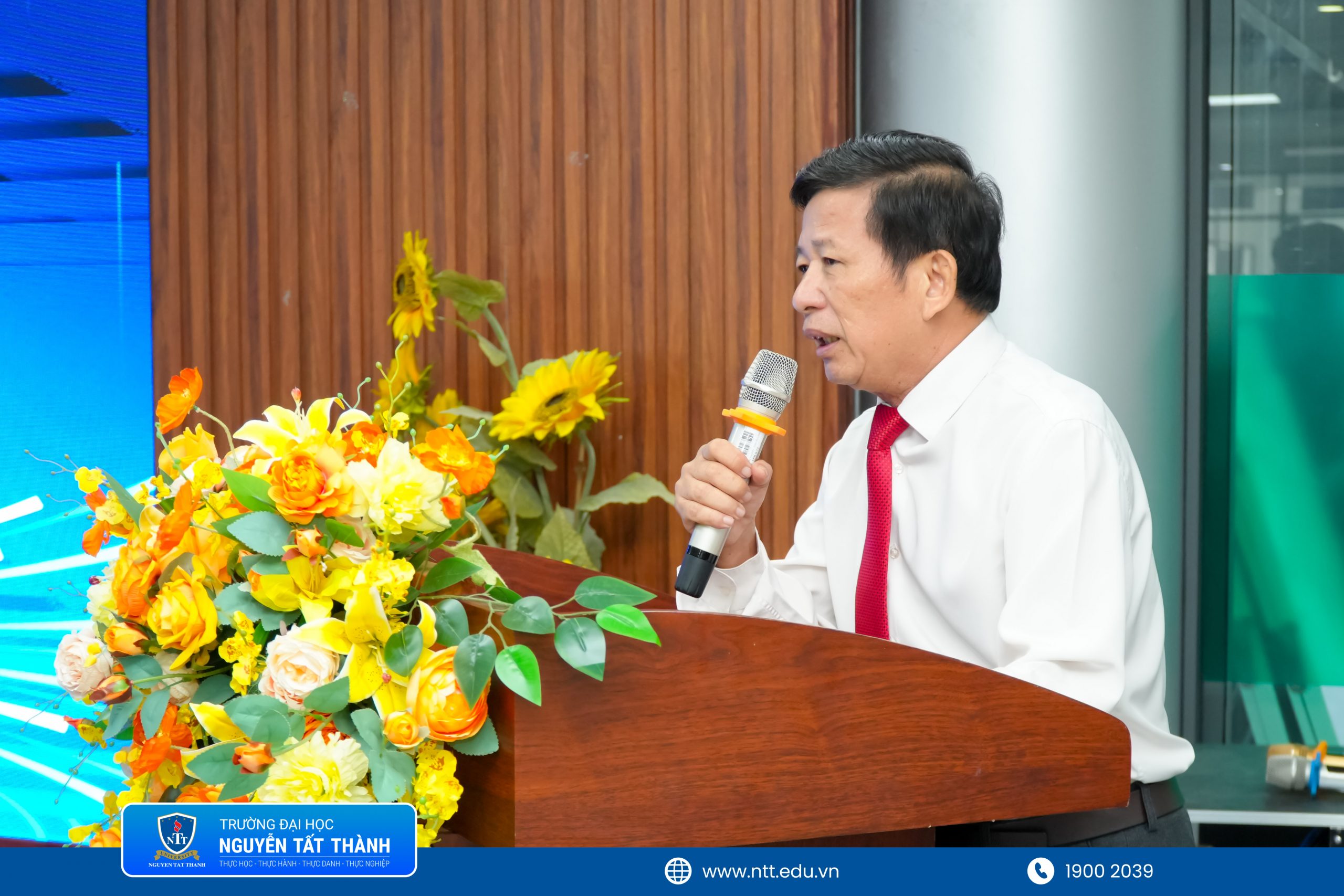 NTTU kiến tạo hệ sinh thái “kiềng ba chân” EdTech: Mở đường cho thế hệ giáo dục mới trong kỷ nguyên AI 1 NTTU 7 1 scaled