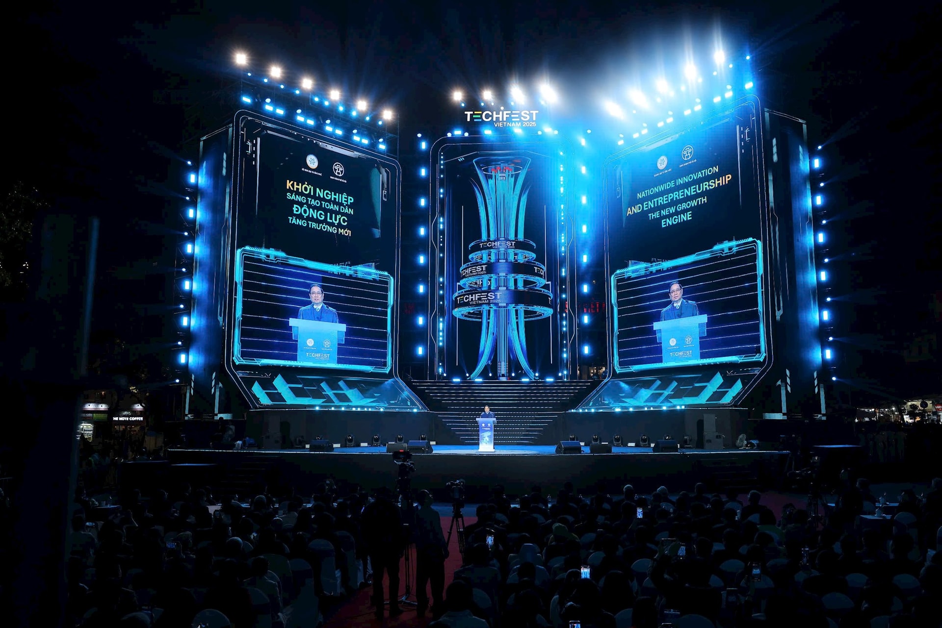 CMC ra mắt Hệ sinh thái Chuyển đổi số toàn diện cấp phường, xã.- Ảnh 1. CMC ra mắt Hệ sinh thái Chuyển đổi số toàn diện cấp phường, xã.- Ảnh 1.