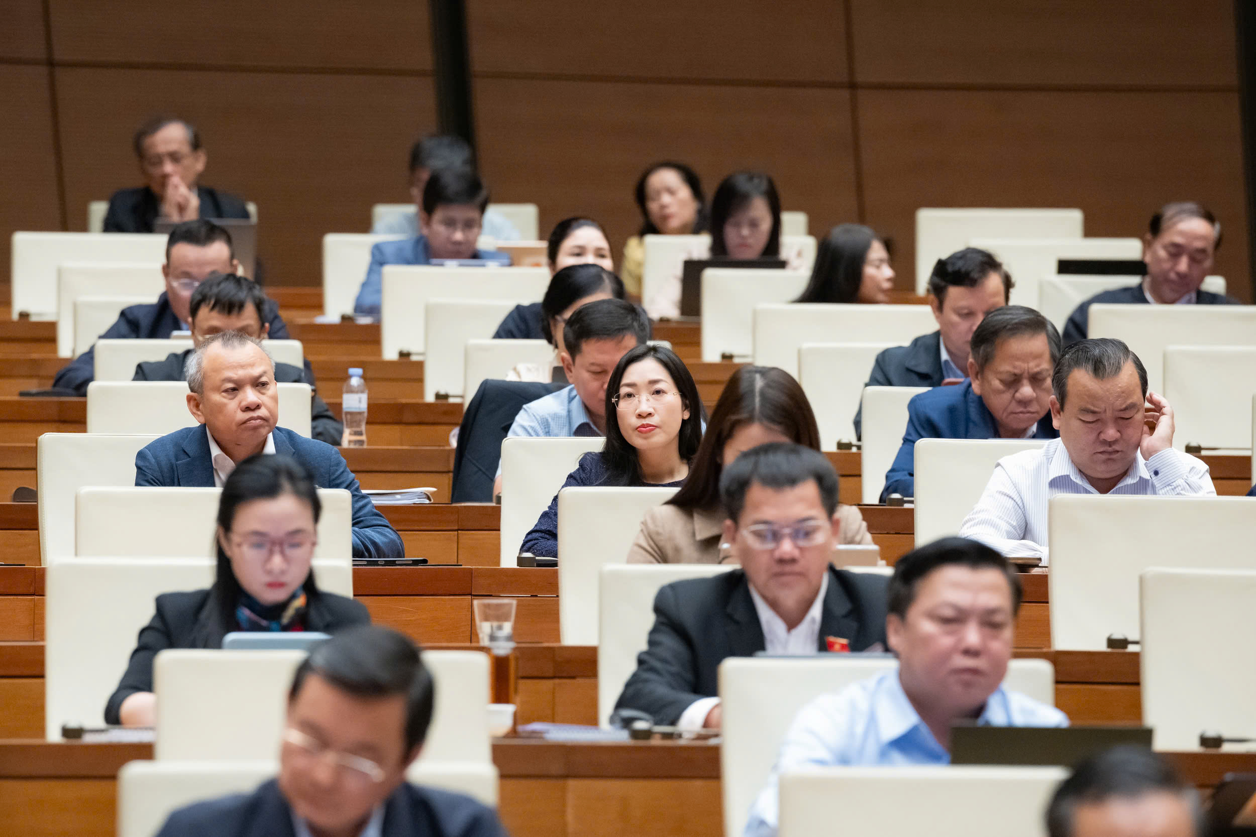 Chính sách của nhà nước về AI: Cần những định hướng trọng tâm, mang tính quyết định 4 Chính sách của nhà nước về AI: Cần những định hướng trọng tâm, mang tính quyết định - Ảnh 4.