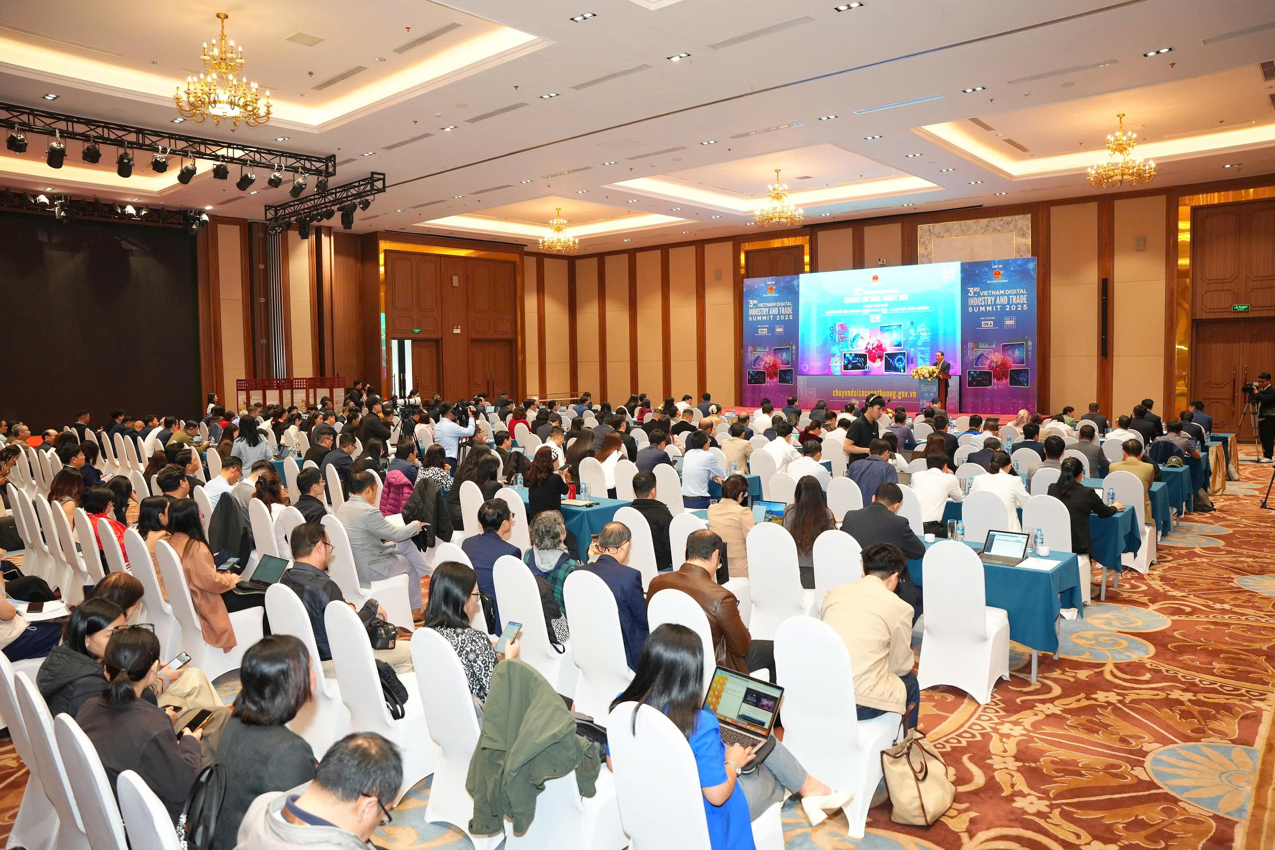 Năm 2025, thương mại điện tử bán lẻ dự báo vượt mốc 25 tỷ USD- Ảnh 2. Năm 2025, thương mại điện tử bán lẻ dự báo vượt mốc 25 tỷ USD- Ảnh 2.