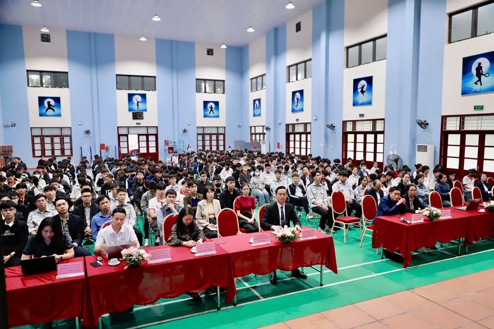 Bắc Ninh: Tập huấn kỹ năng thương mại điện tử cho sinh viên trong kỷ nguyên AI - ảnh 2