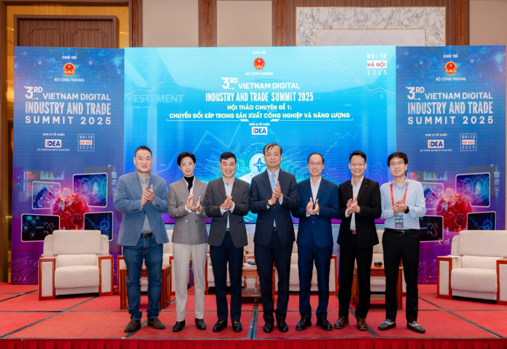 phiên chuyên đề “Chuyển đổi kép trong sản xuất công nghiệp và năng lượng”