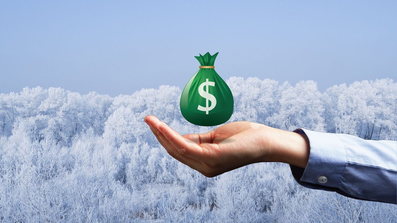 Bất chấp thị trường sập, 15 altcoin này vẫn kiếm tiền nhiều nhất – Có cái tên không ai ngờ 1 money