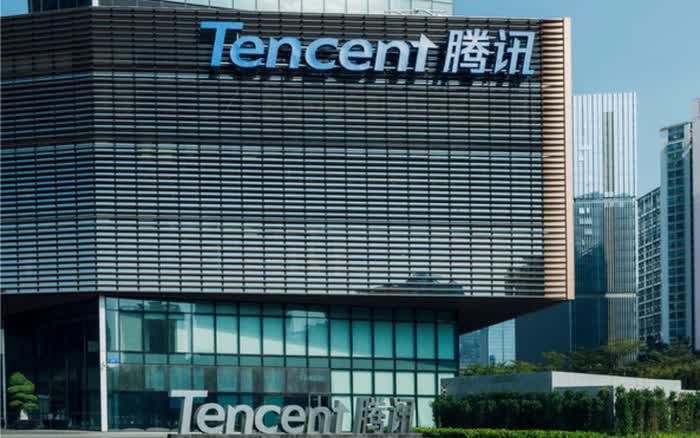 Cổ đông ngoại là tập đoàn nổi tiếng, kiếm tiền chủ yếu nhờ phát hành game trực tuyến 2 Bên trong