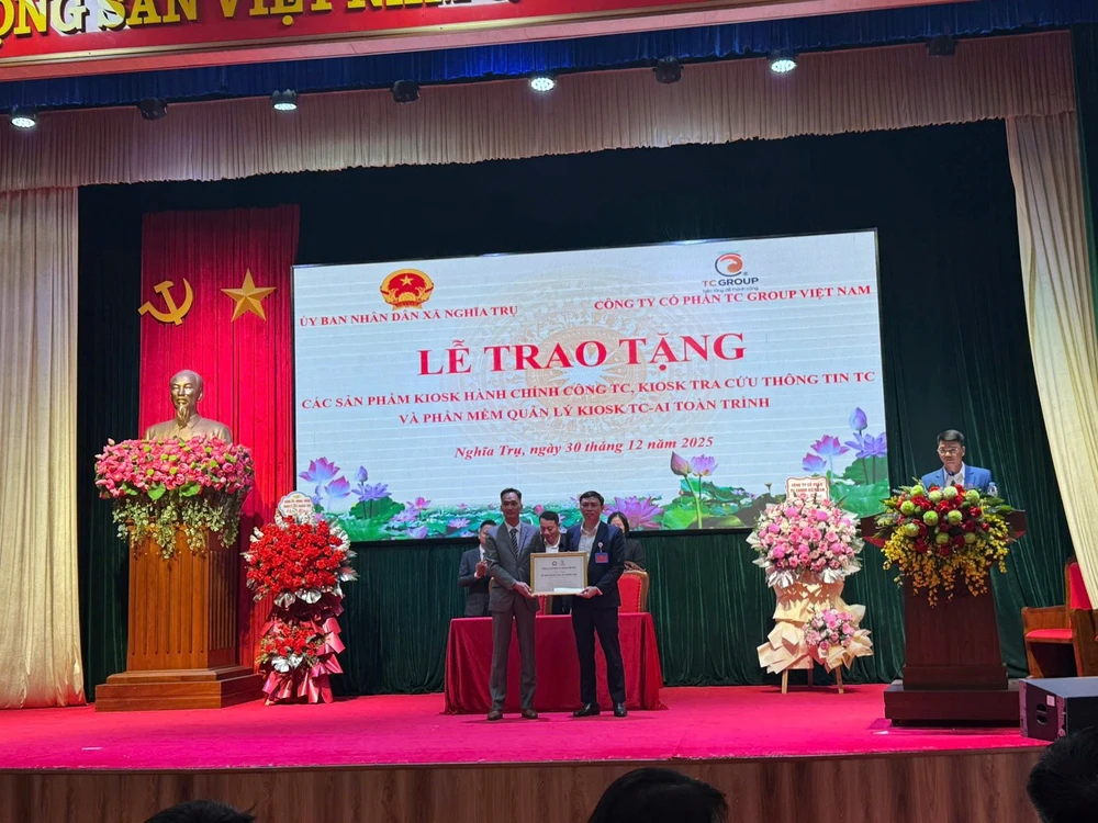 Quyết tâm chuyển đổi số để giảm gánh nặng cho người dân - Ảnh 4.