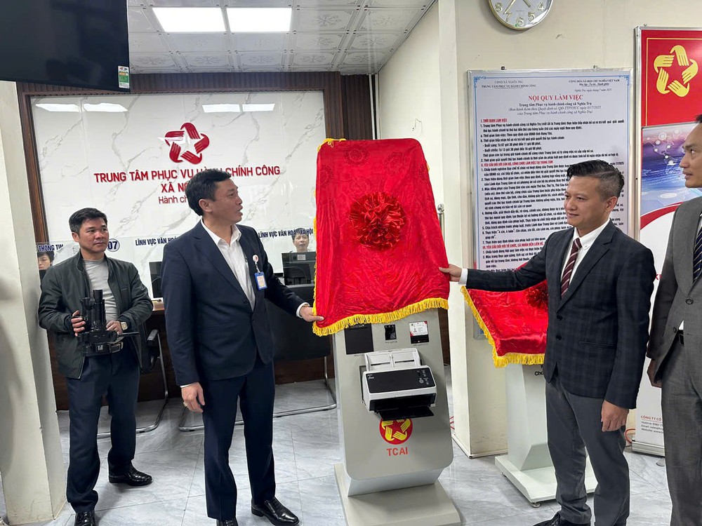 Quyết tâm chuyển đổi số để giảm gánh nặng cho người dân - Ảnh 6.