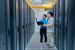 Nguy cơ AI giành việc? 1 tan dung thoi co vang cua trung tam du lieu 20251128153808