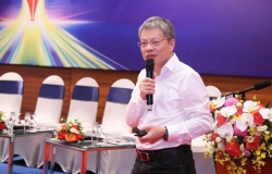 Nguy cơ AI giành việc? 4 tin gia 20251204093007