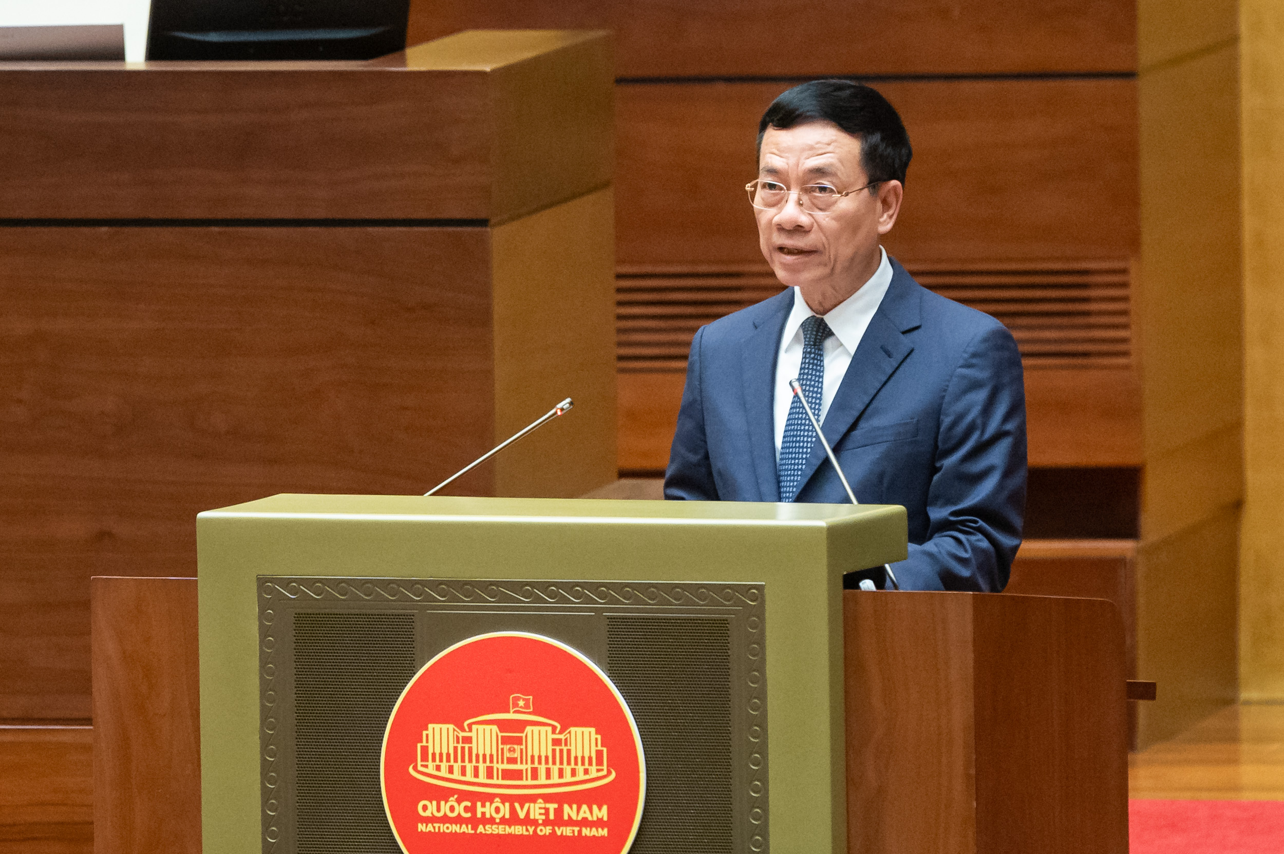 Nghiêm cấm dùng AI để giả mạo, mô phỏng người, lừa dối, thao túng có chủ đích 1 Nghiêm cấm dùng AI để giả mạo, mô phỏng người, lừa dối, thao túng có chủ đích - Ảnh 1.