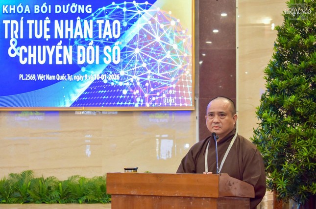 Thượng tọa Thích Tâm Hải phát biểu khai mạc