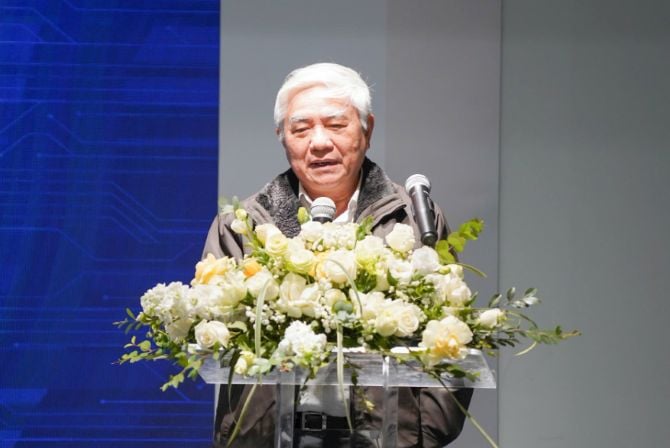 Cần nền tảng công nghệ thuần Việt để thúc đẩy Việt Nam phát triển 1 Tiến sĩ Nguyễn Quân - nguyên Bộ trưởng Bộ Khoa học và Công nghệ tại sự kiện.