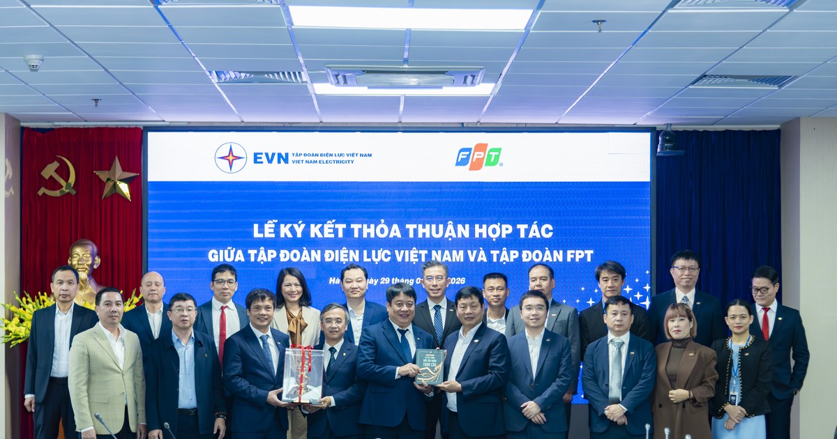 EVN và FPT ký thỏa thuận hợp tác chiến lược, thúc đẩy chuyển đổi số