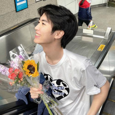 Thời đàn ông chỉ biết “kiếm tiền” đã qua, giờ còn phải biết giữ phong độ: Không cần quá đẹp, chỉ cần không Thời đàn ông chỉ biết “kiếm tiền” đã qua, giờ còn phải biết giữ phong độ: Không cần quá đẹp, chỉ cần không