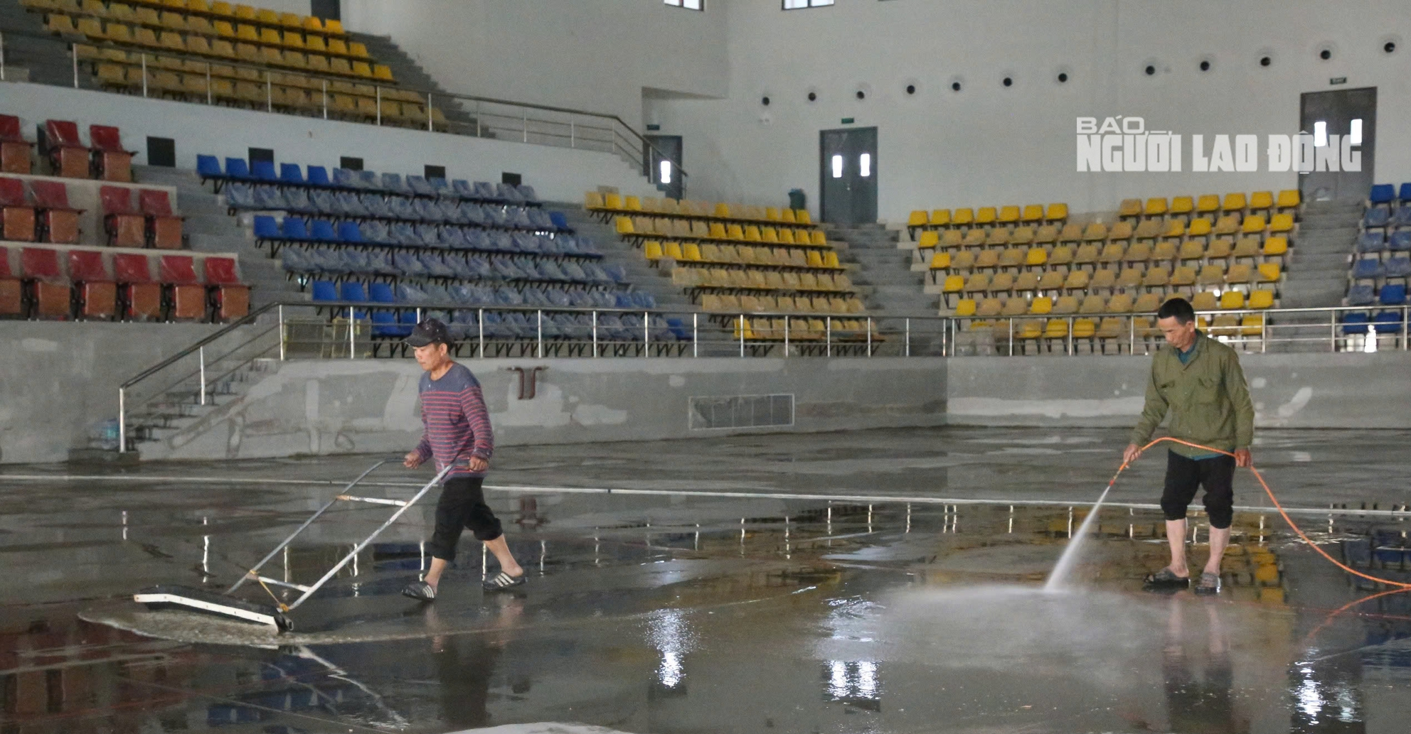 Nhà thi đấu kim cương xanh 340 tỉ đồng tại Quảng Trị thu hút sự chú ý - Ảnh 10.