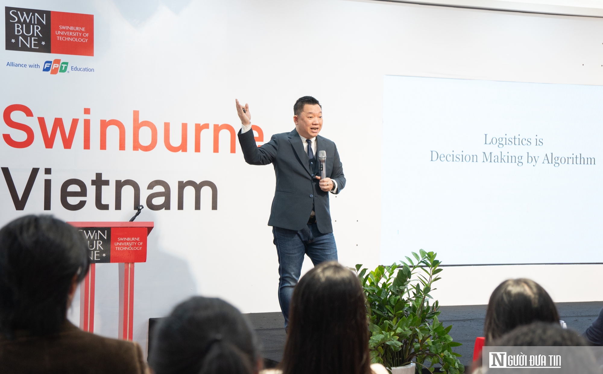 Logistics Việt Nam trước cuộc đua công nghệ và làn sóng đào thải khắc nghiệt- Ảnh 2.