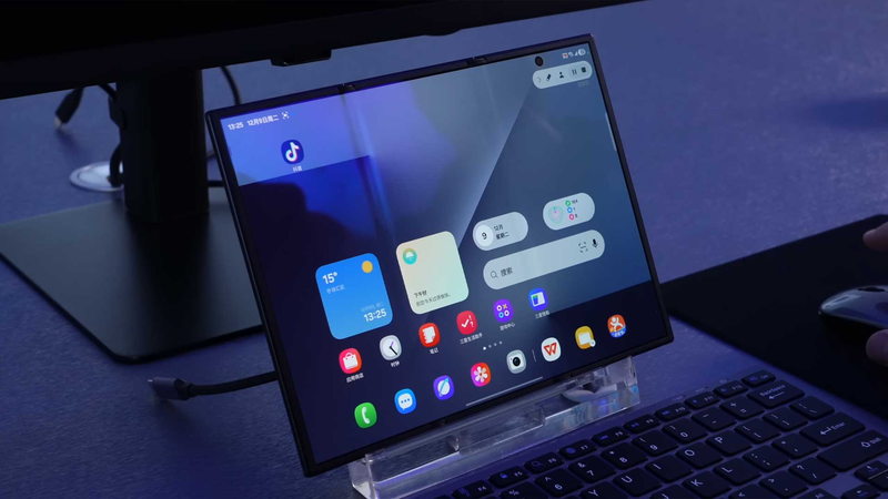 Điện thoại gập có kết nối tốt với laptop không - hình 3