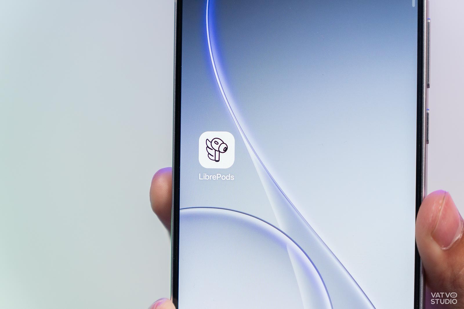 Đây là ứng dụng giúp Android kết nối AirPods y hệt iPhone, dùng thực tế không ngờ lại hay đến vậy: LibrePods 1 librepods 111 1