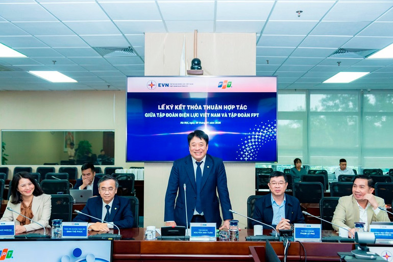 ong nguyen anh tuan tong giam doc tap doan dien luc viet nam evn phat bieu tai su kien