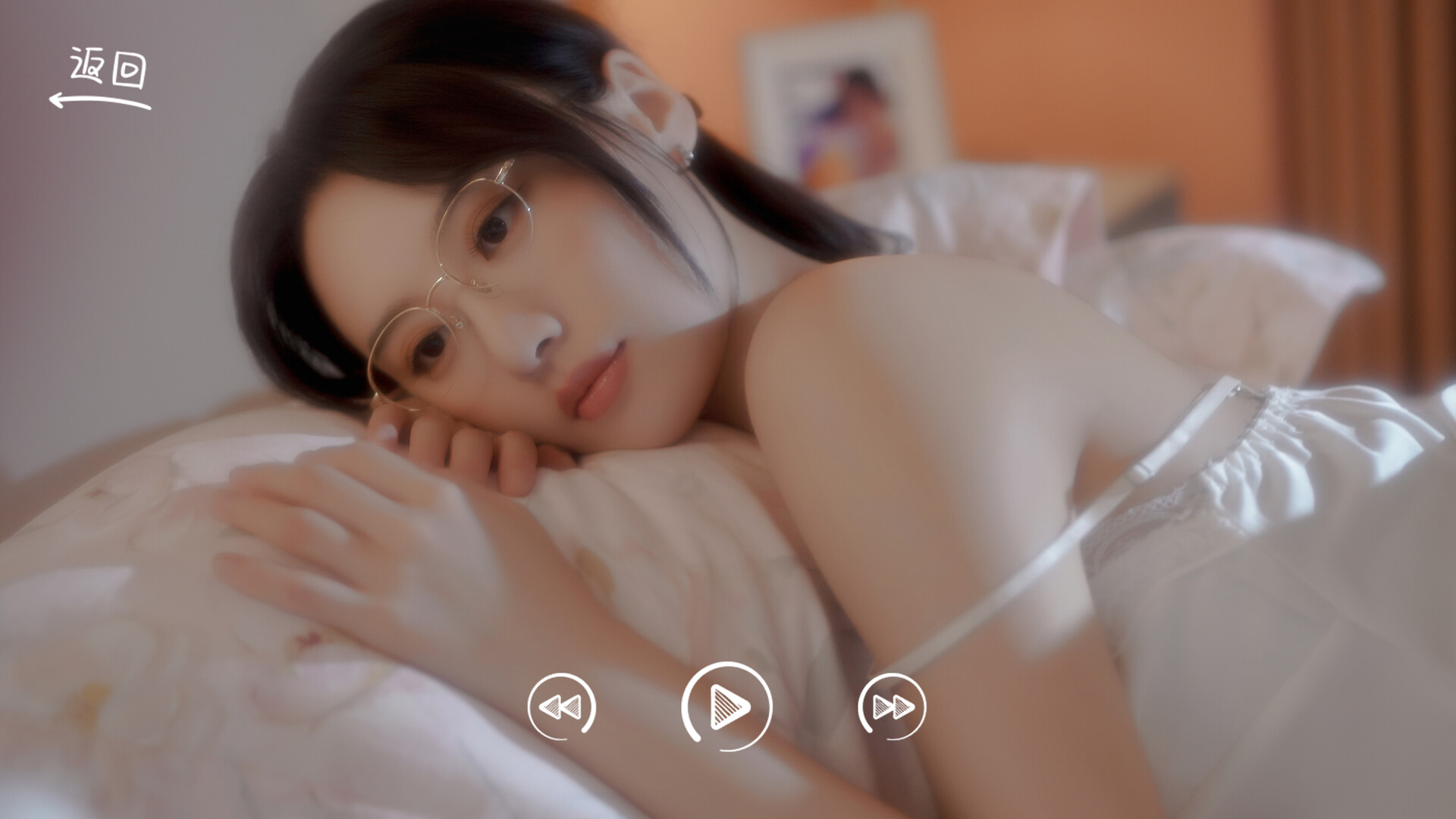 photo-1768895862282 photo-1768895862282