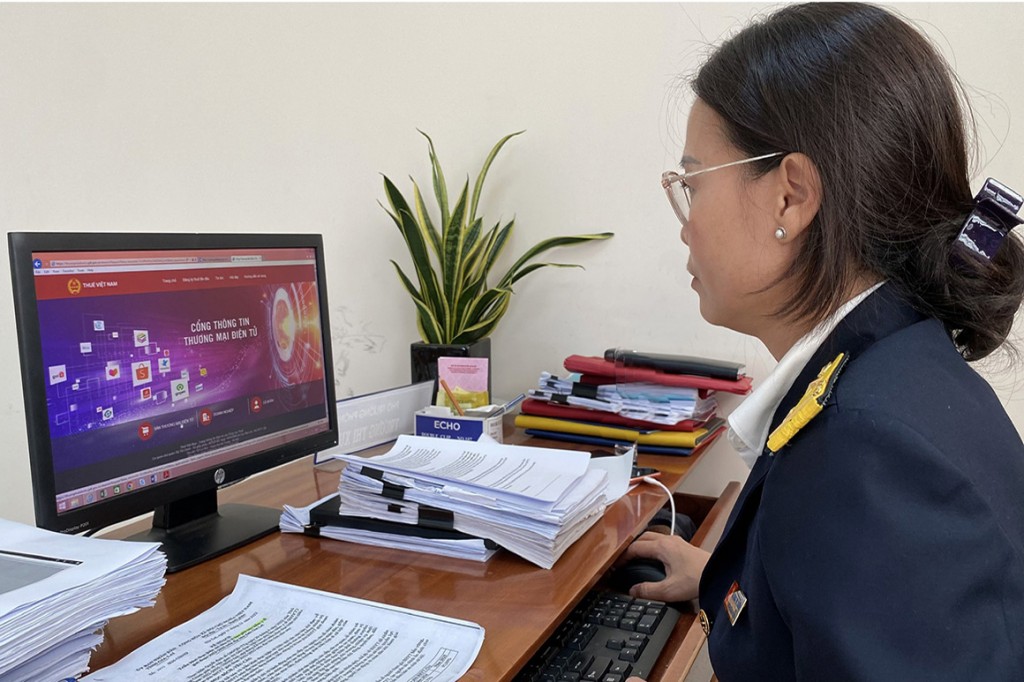 Quản lý thuế thương mại điện tử: không còn “vùng xám” Quản lý thuế thương mại điện tử: không còn “vùng xám”