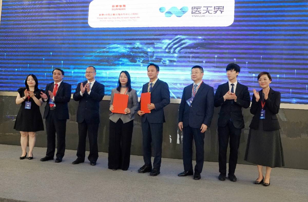 Việt Nam – Trung Quốc mở rộng hợp tác AI và công nghệ xanh