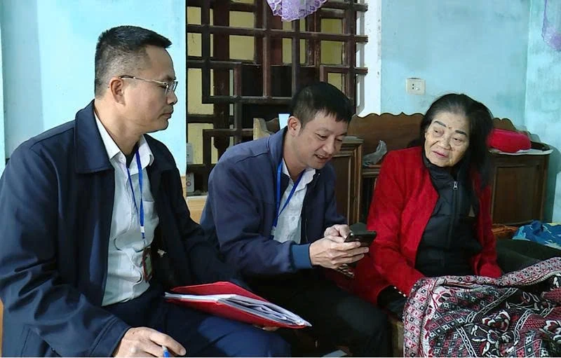 Khi chính quyền số đồng hành cùng người yếu thế