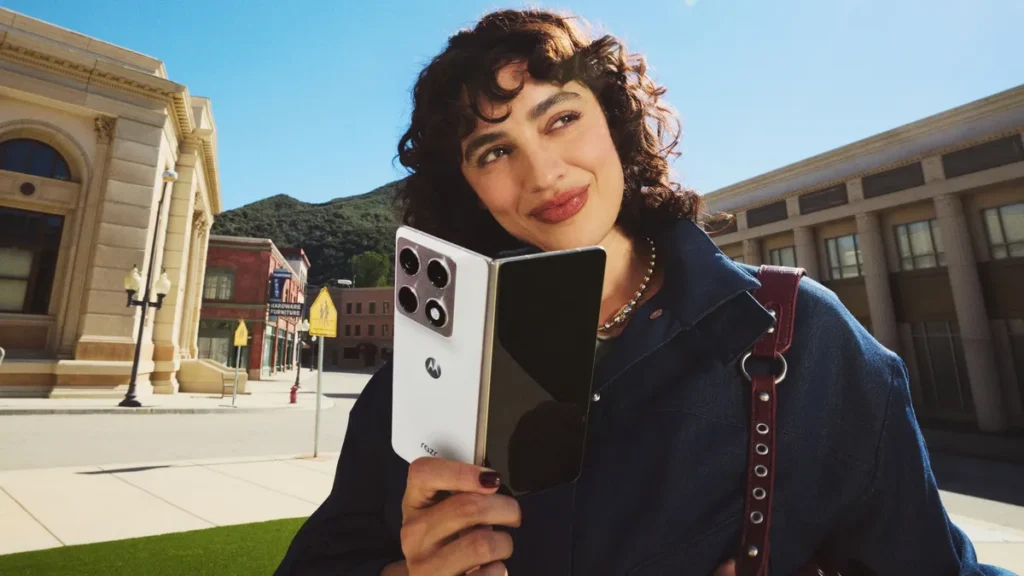 foldable_phones_002.jpg (262 KB)