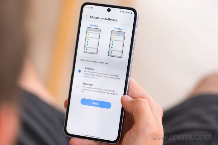 Đây là chiếc điện thoại màn hình gập giá rẻ đáng mua nhất, AI toàn diện hơn cả iPhone 17 đắt tiền 7 galaxy z flip6 10