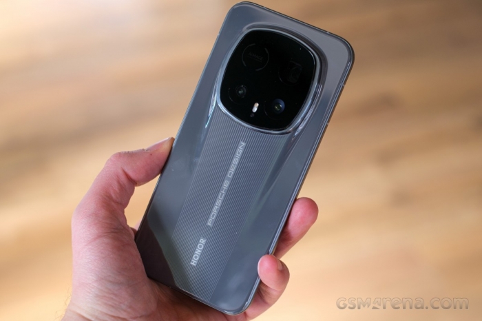 iPhone 16 Pro Max giảm sâu, Galaxy S24 Plus hạ giá, Redmi Note 13 Pro+ 5G rẻ 16 honor 7