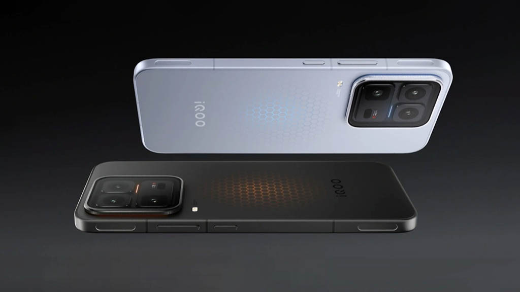 iqoo_15_ultra_003.jpg (45 KB)