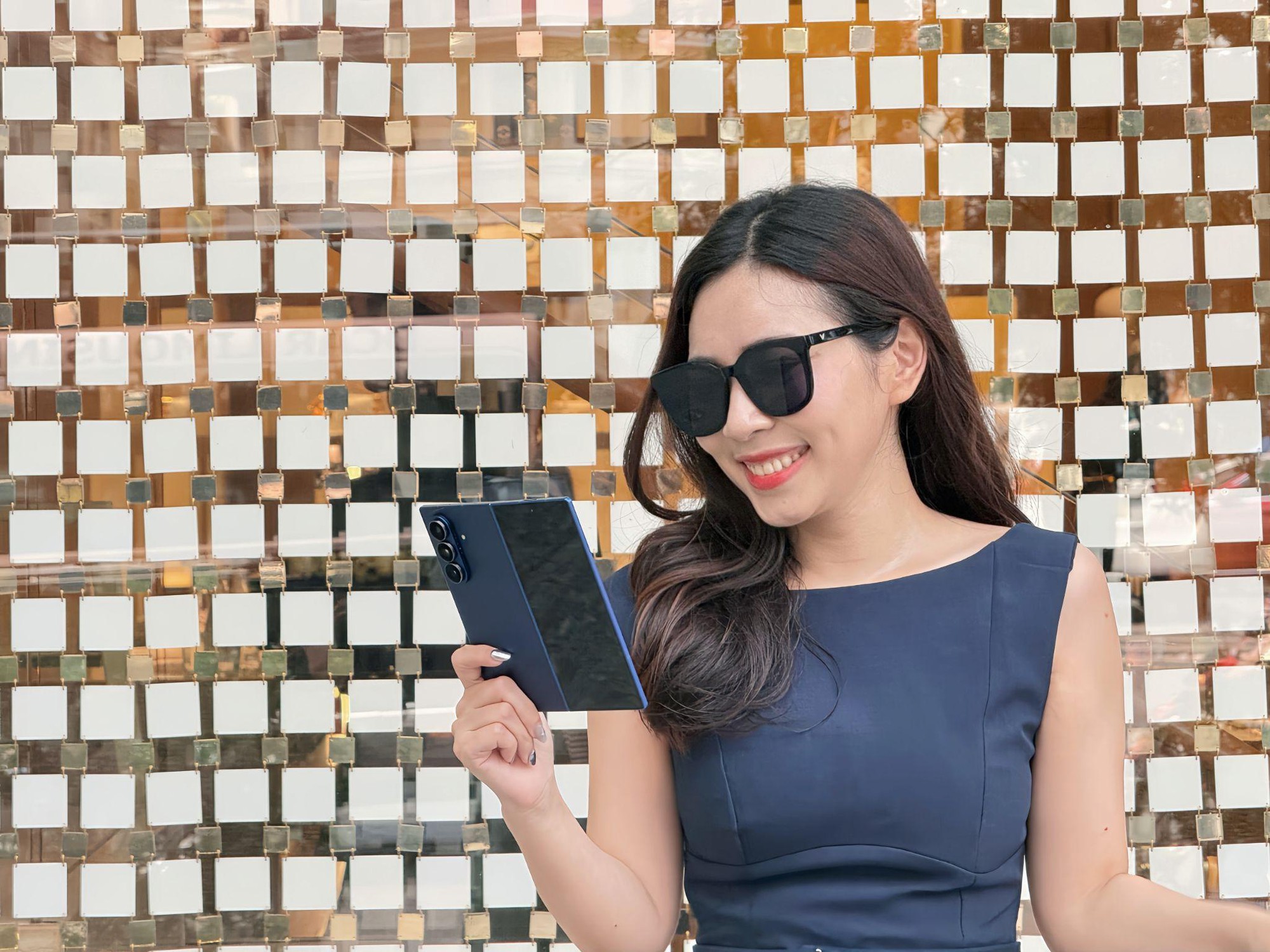 Tết là lúc người trẻ muốn làm mới mọi thứ, kể cả chiếc điện thoại- Ảnh 2.