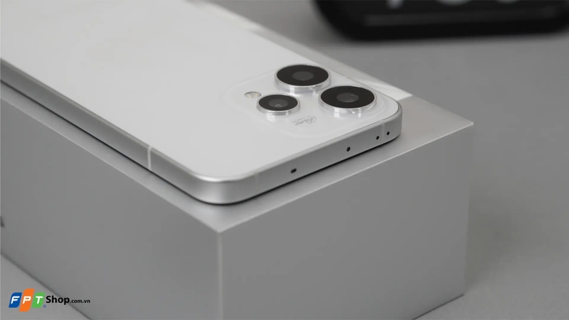 2026 nên mua máy nào? 7 So sánh Oppo Reno15 và iPhone 16 Pro hình 7