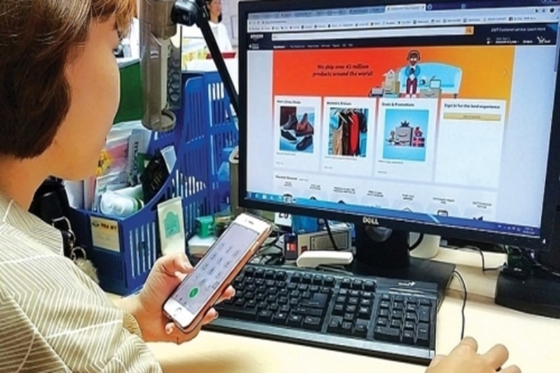 Doanh nghiệp thương mại điện tử bước vào đường đua mới 1 Luật Thương mại điện tử được ban hành kỳ vọng sẽ trở thành