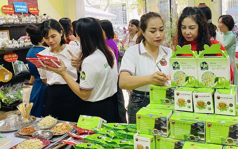 Bộ Công Thương đồng hành cùng Hải Phòng nâng tầm thương mại điện tử 1 Hải Phòng thúc đẩy tiêu thụ hàng hóa, sản phẩm trên các nền tảng thương mại điện tử. Ảnh minh họa