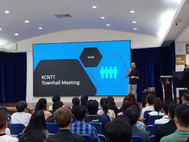 Hai chiến lược trong chuyển đổi số ở PNJ 3 CIO PNJ: Con người là trọng tâm của chuyển đổi số 1