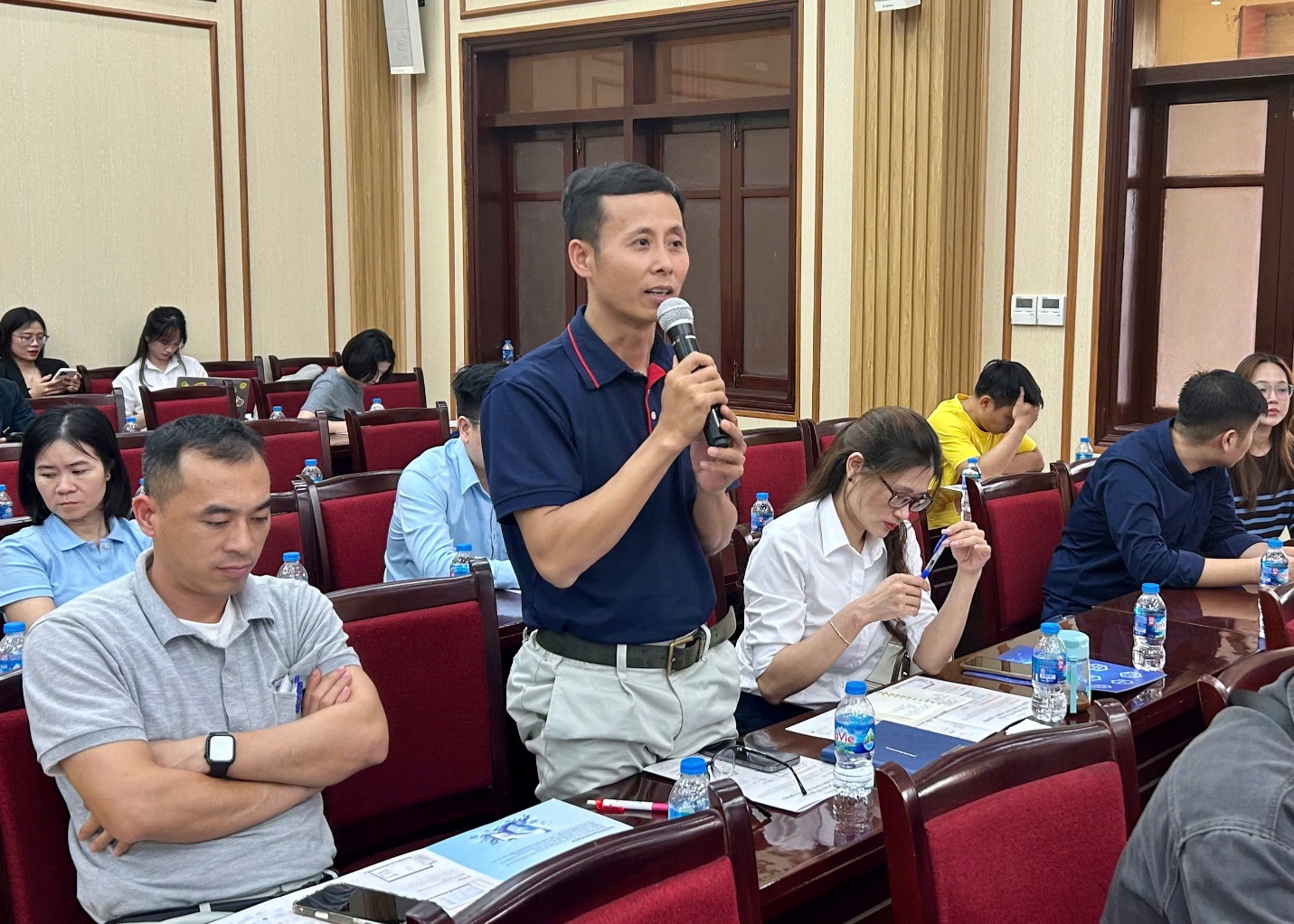 Đại diện một số doanh nghiệp tham gia trao đổi tại chương trình. Đại diện một số doanh nghiệp tham gia trao đổi tại chương trình.