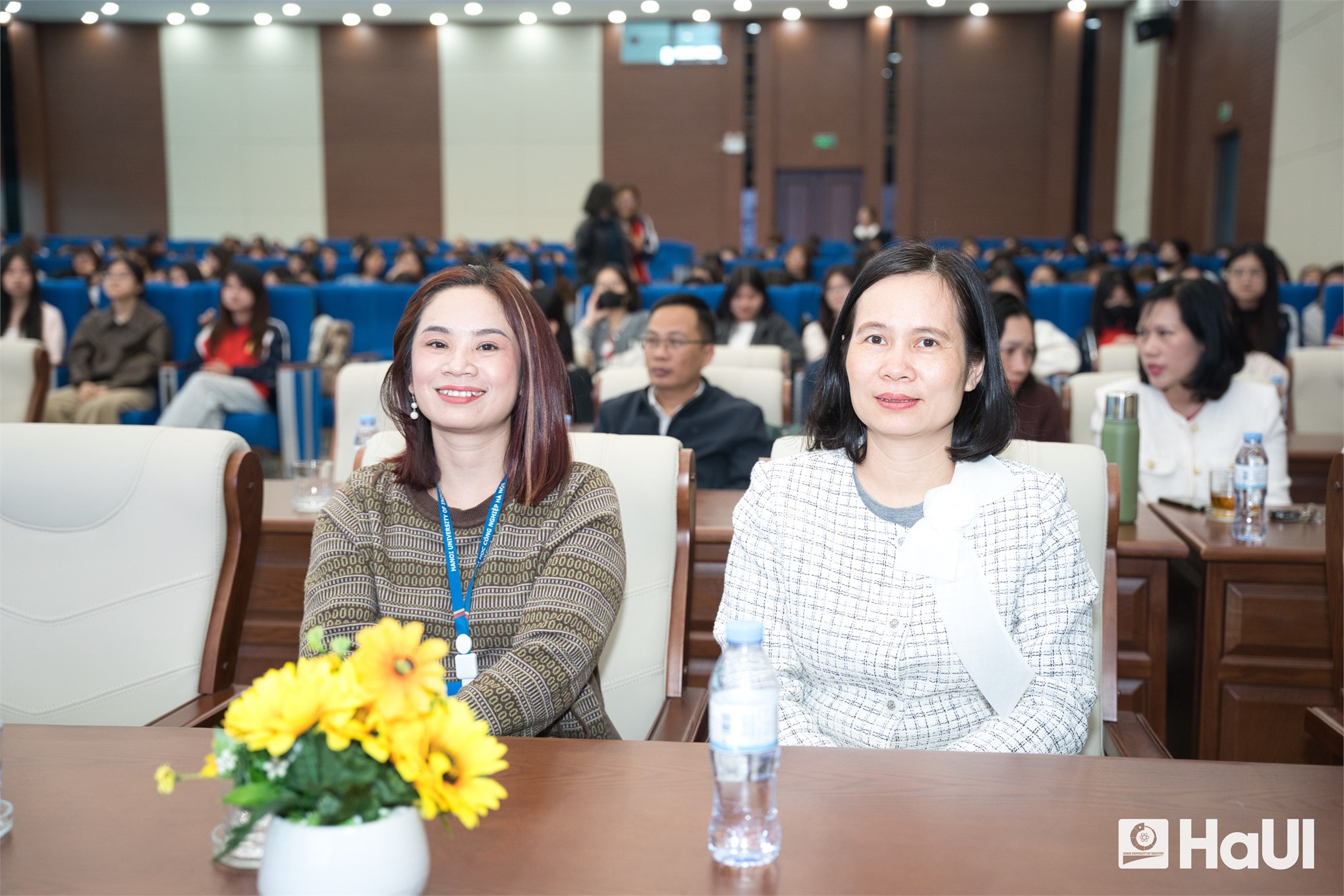 Workshop `Tự động hóa và trí tuệ nhân tạo trong ngành dệt may` tại Đại học Công nghiệp Hà Nội